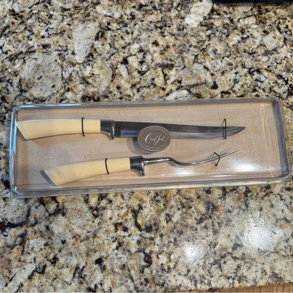 Vintage Carvel Hall 2 piece stainless steel carving set - Knife and fork set